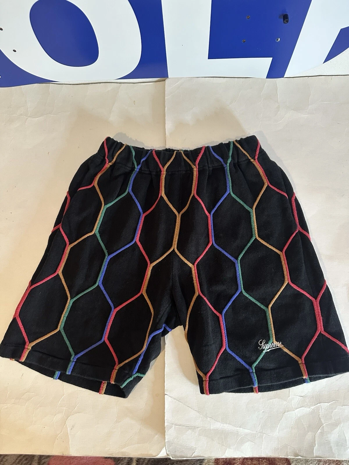 Short de survêtement hexagonal suprême taille S