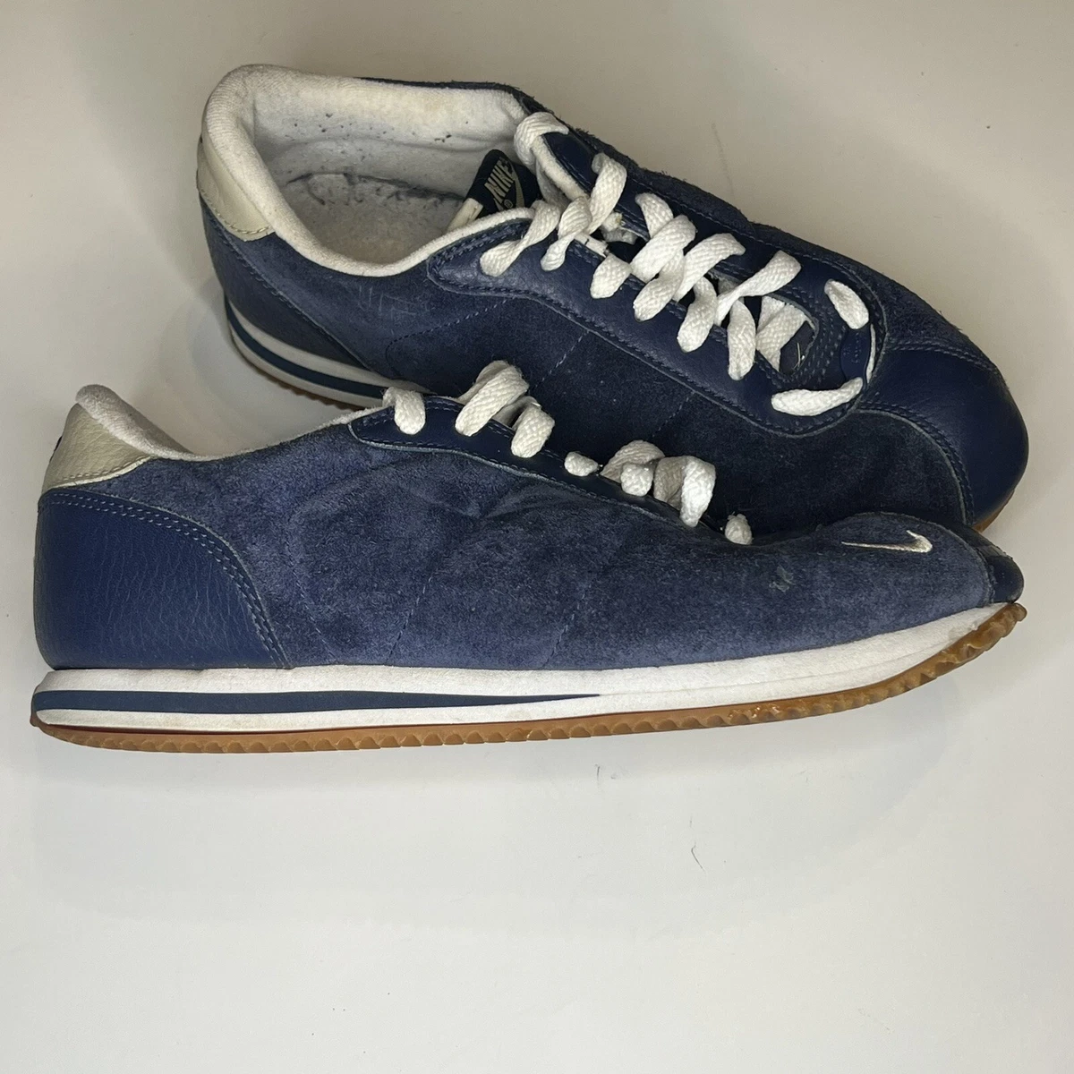 Blue top cortez suede