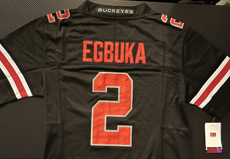 Camiseta BLACKOUT Emeka Egbuka Ohio State OSU Buckeyes Cosida 2 FUSIBLE Cosida Foto 4 de 4