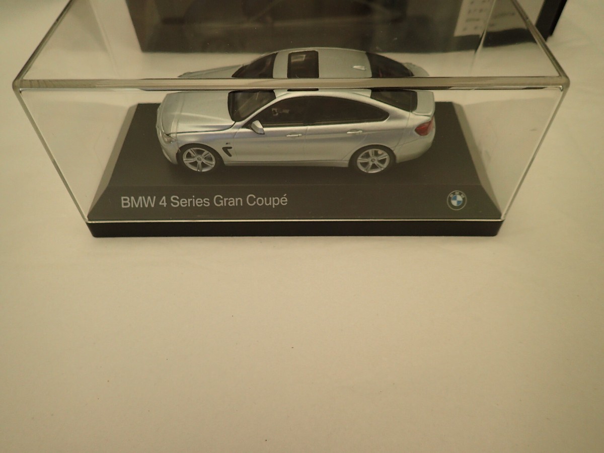 美品】1/43 BMW特注 4 Series Coupe ミニカー 美品】1/43 BMW
