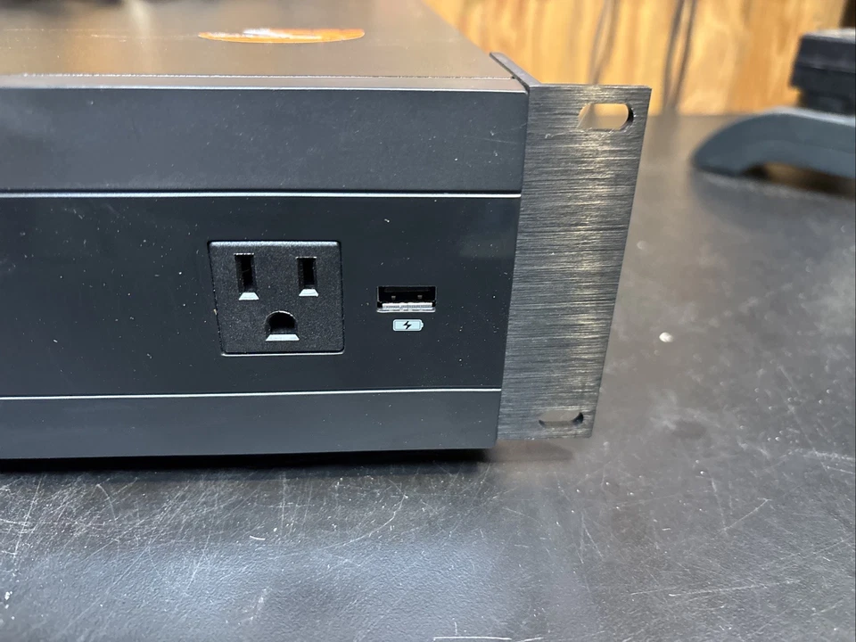 Panamax MR5100 11 salidas Home Theater administración de energía con protección contra sobretensiones Foto 2 de 4