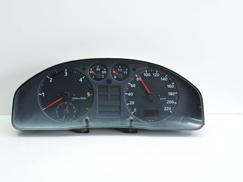 Audi A4 S4 B5 8D 1997 Diesel Geschwindigkeitsmesser Cockpit 8D0919034 UST121907