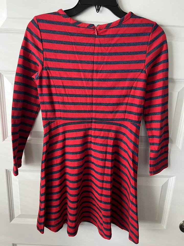 Vestido manga larga a rayas metálicas rojo y azul Johnnie B para niñas talla 9-10 Boden  Foto 2 de 4