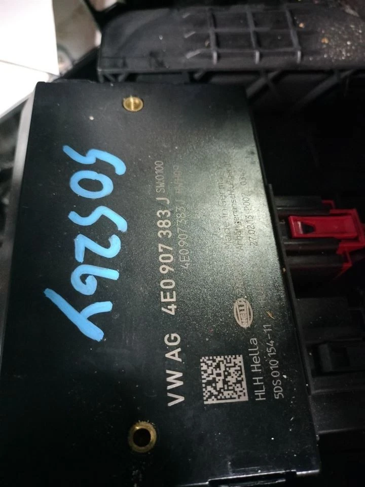 MÓDULO DE CONTROL CHASIS 4E0907383J 2007-2015 AUDI Q7 AUDI Foto 2 de 4