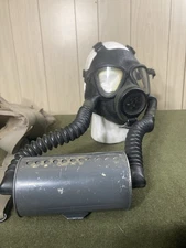 Us Navy Mark 4 Gas Mask Complete With Bag