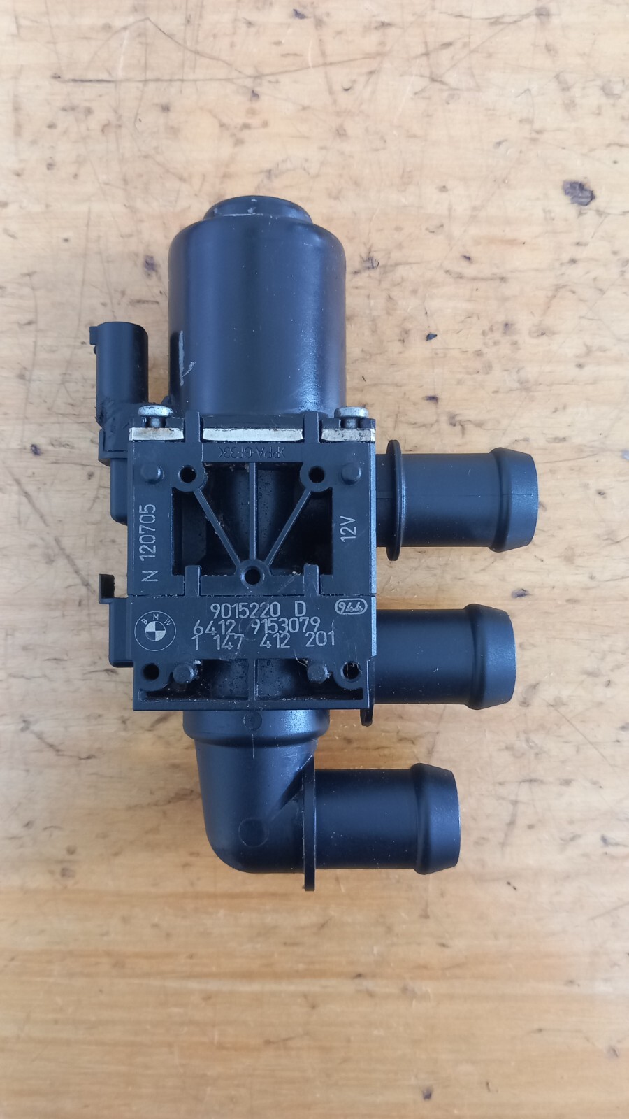 BMW 5 SERIES 535XD XDRIVE SW F11 3.0 D WATER HEATER VALVE 9015220D 