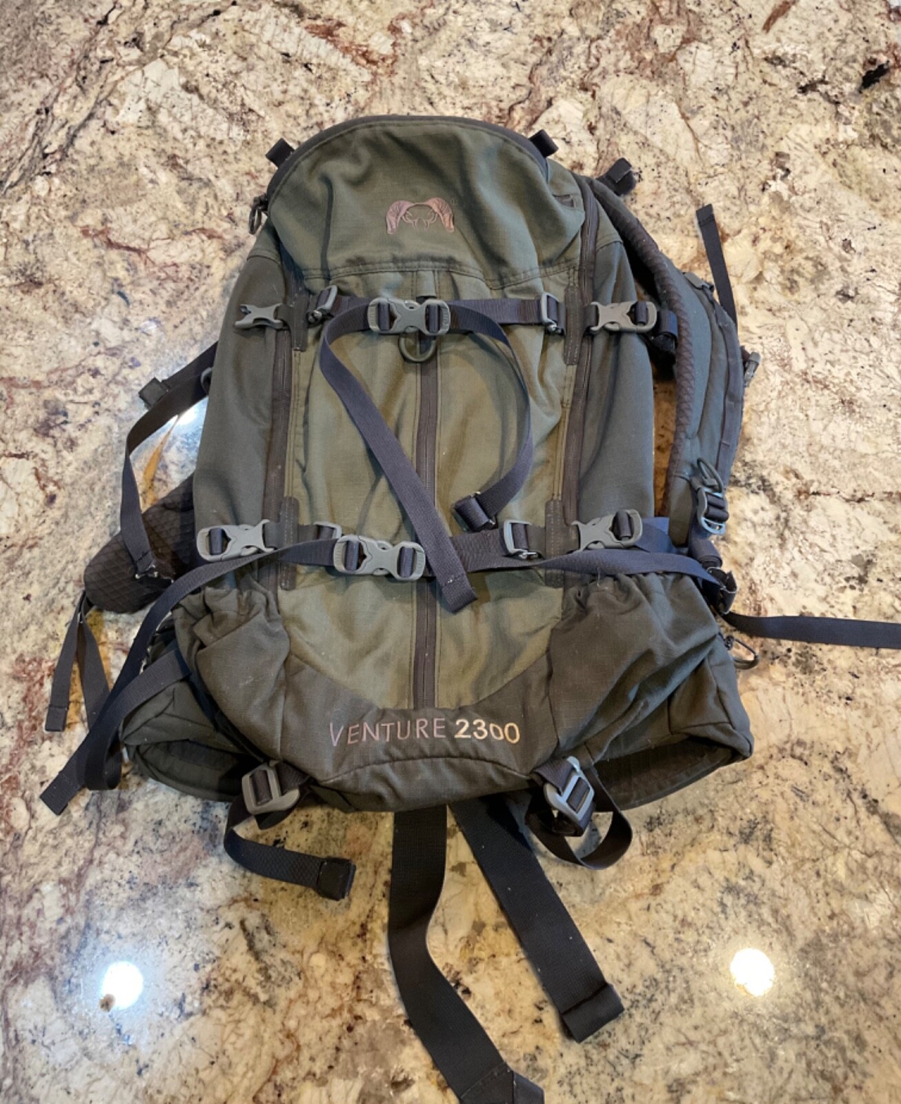 Kuiu Venture 2300 Backpack in good shape eBay