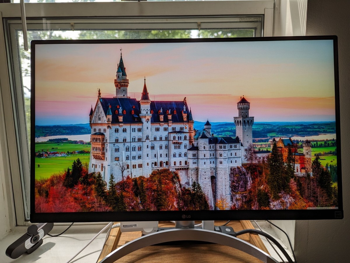 LG IPS 27UP600-W.AUM 27 inch Widescreen LED Monitor for sale