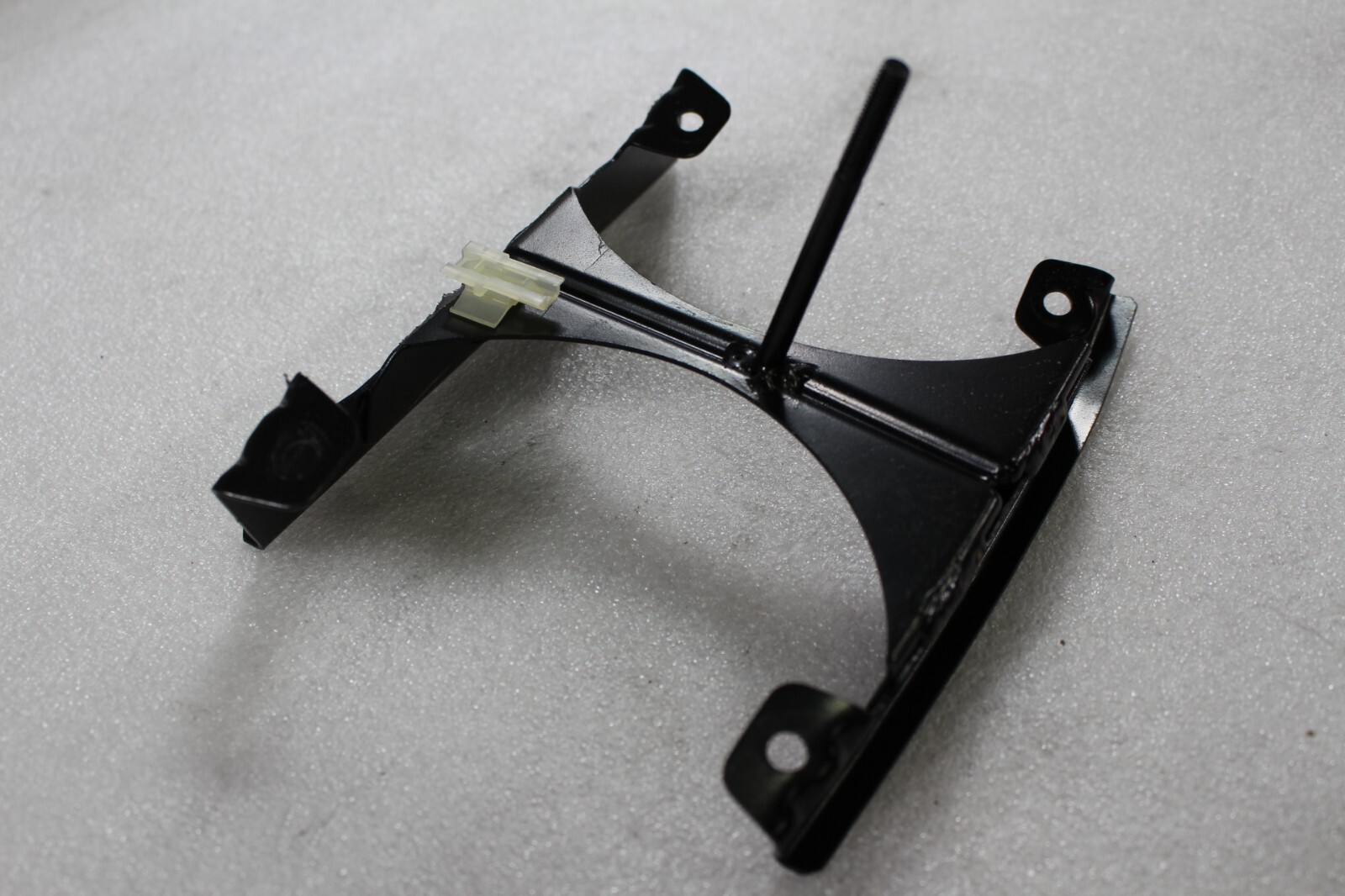 Ferrari 456 M, LH, Left, Tail Light / Lamp Bracket, Bent, Used, P/N 65509700