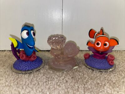 Disney Infinity 3.0 Finding Nemo Dory Playset  Crystal