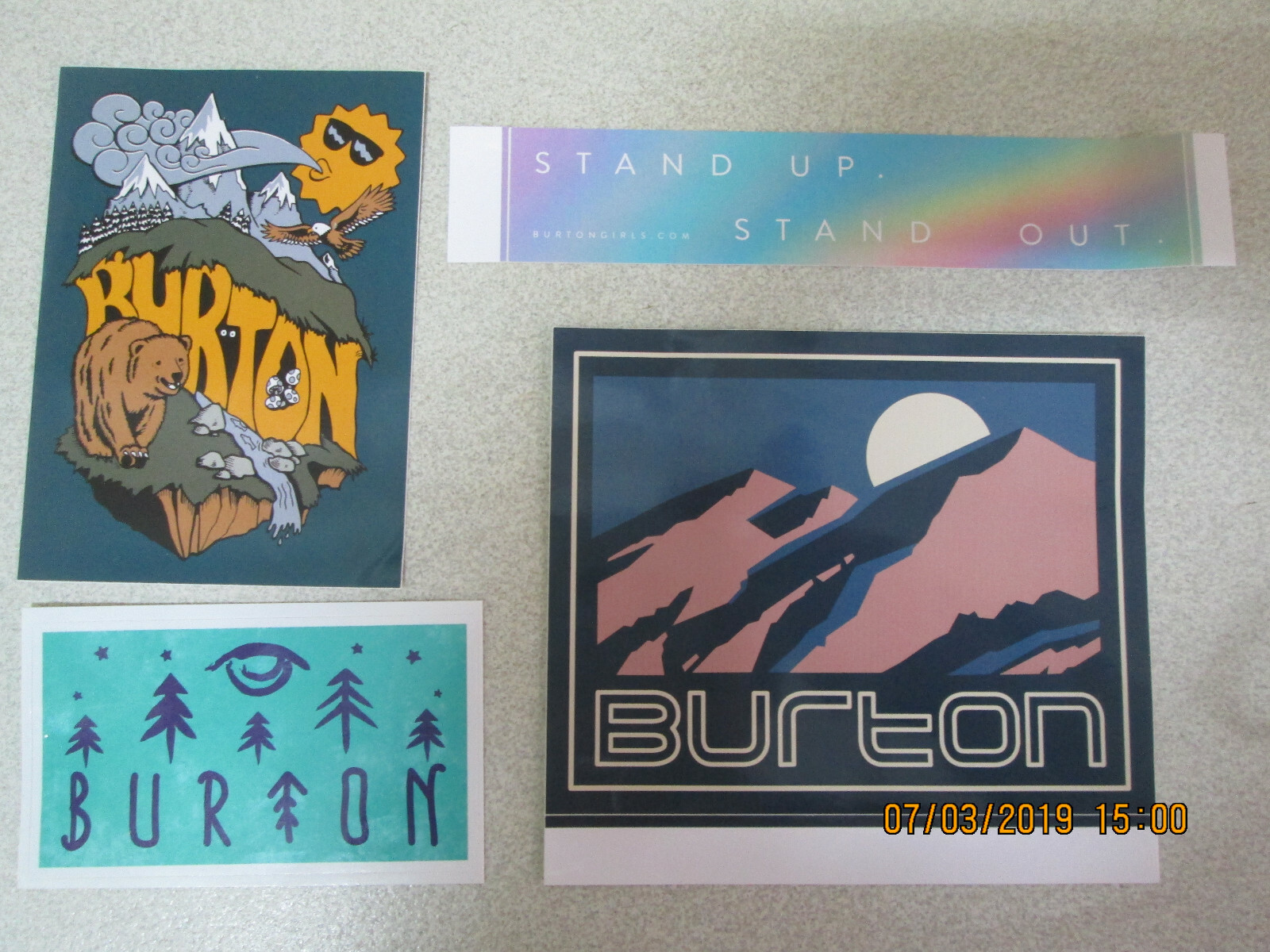 4 PEGATINAS, STICKERS Adhesivas Marca BURTON. Nuevas y Originales.