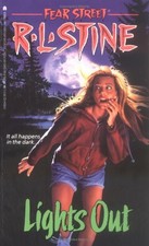 LIGHTS OUT (FEAR STREET, NO. 12) By R. L. Stine *Excellent Condition*