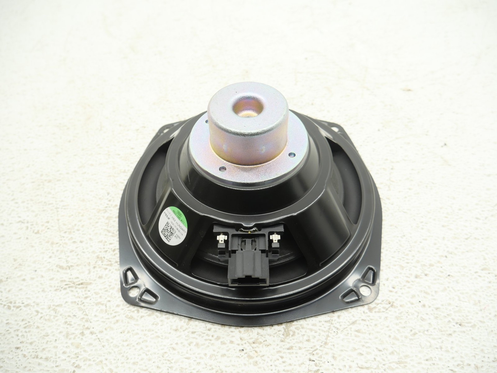 Audi R8 Spyder 2017-2023 Subwoofer P/N 4S0035411