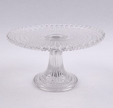 Vintage Tortenplatte mit Fu&szlig; Pressglas Art Deco um 1930 Petit Fours D 16,5 cm