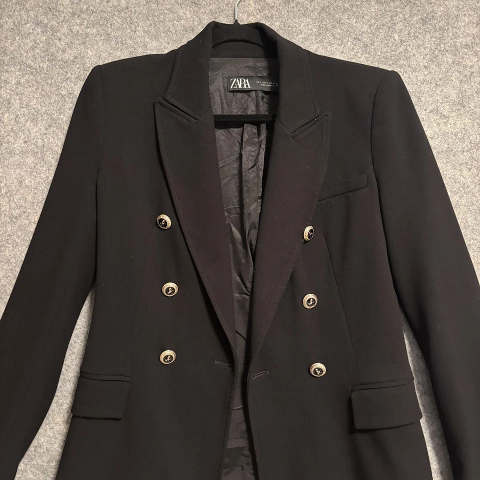 Blazer Zara Mujer Talla Pequeña Negro Doble Pecho Dorado Botón Forrado Chaqueta Foto 2 de 4