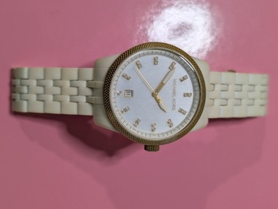 Reloj Para Dama En Tono Blanco De La Marca Michel Kors