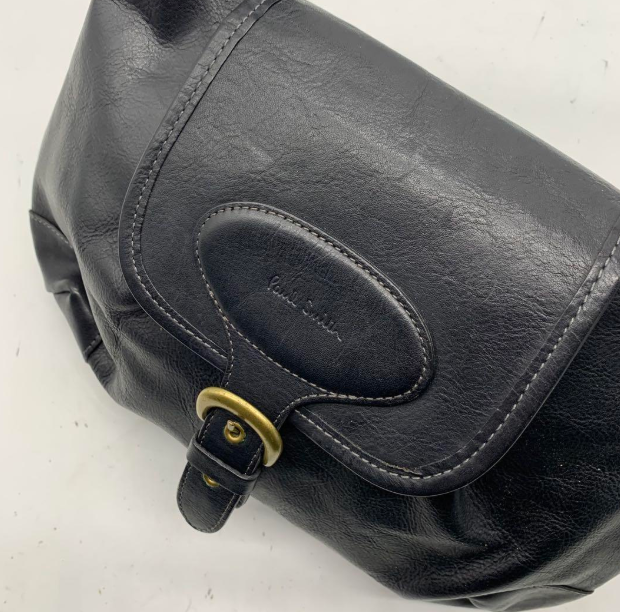 Paul Smith Leather One Shoulder Bag Accessory Pouch Black Paul Smith Leather One Shoulder Bag Accessory Pouch Black