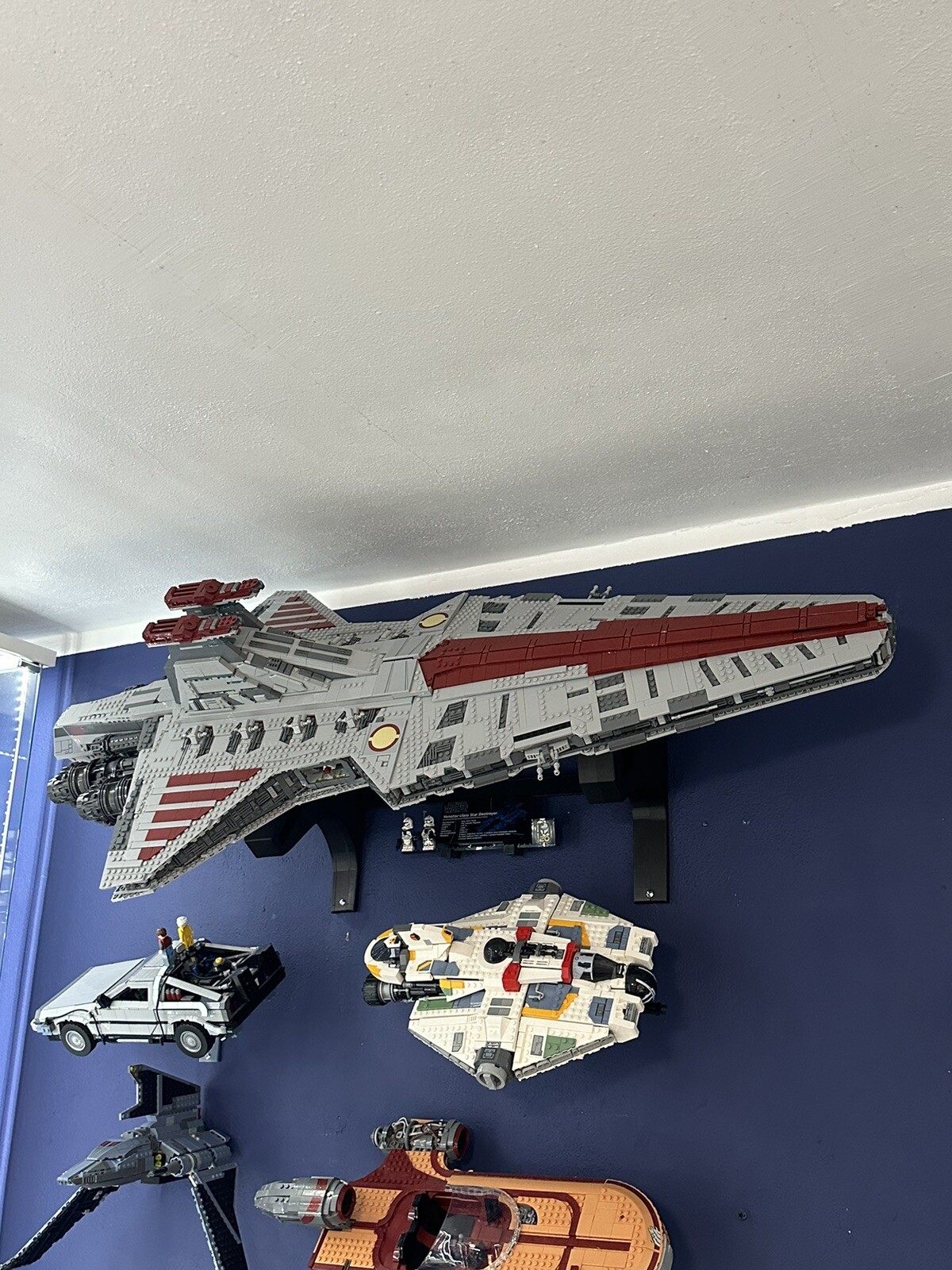 Picture 1 of 14