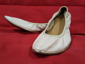 report ballet flats