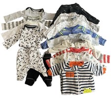 Lot Of Newborn 9 Sleepers 4 Long Sleeves 2 Pants - 15 Pieces