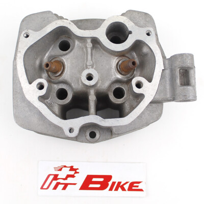chieko-t.2525-happy　1220 Honda CG110 CG125 XR125 Cylinder Head Nos Genuine Japan