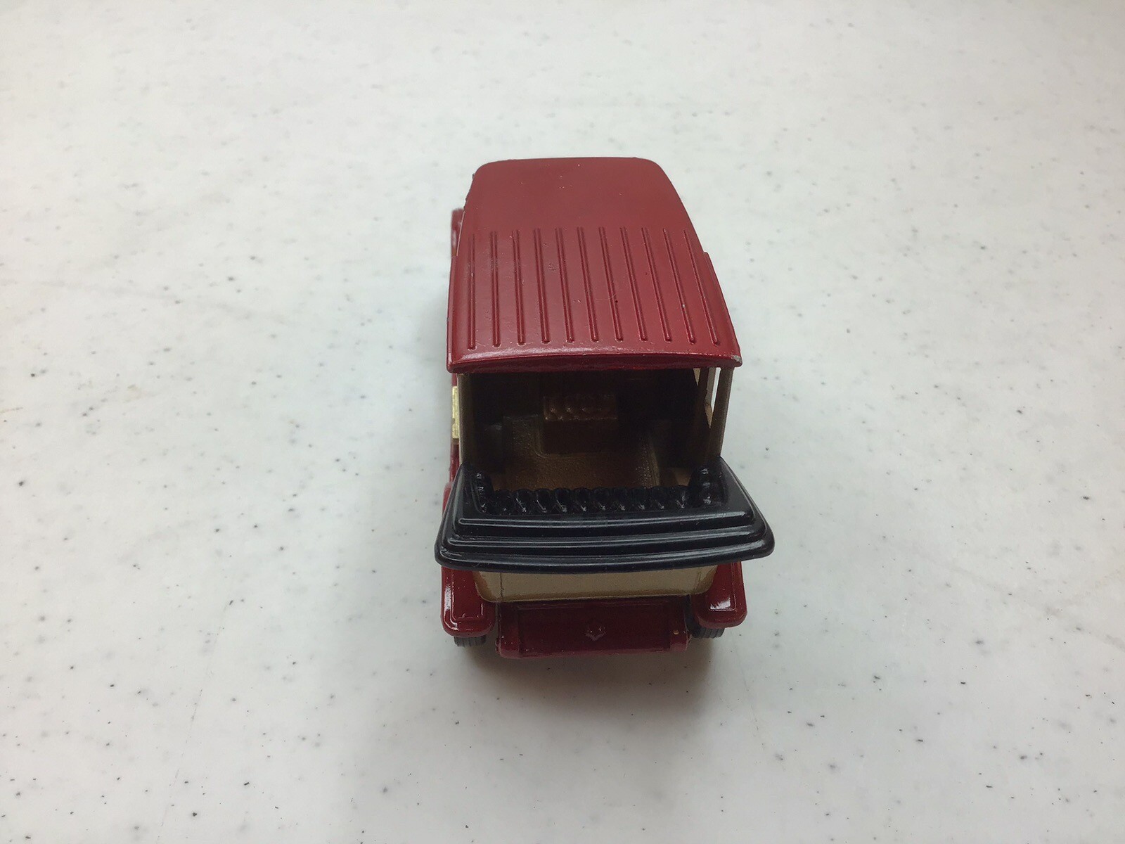 Picture 4 of 6
