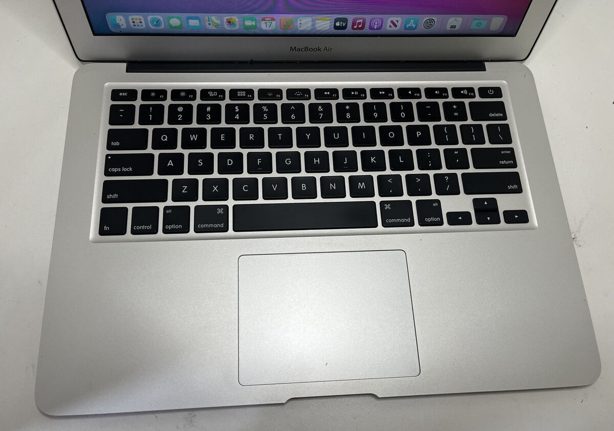Apple McBook Air 13 Apple McBook Air 13