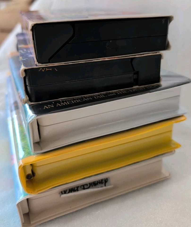 Lot 5 VHS Tapes - Veggie Tales Christmas-Scooby Doo-Charlotte's Web-All Dogs +  - Image 4 of 4