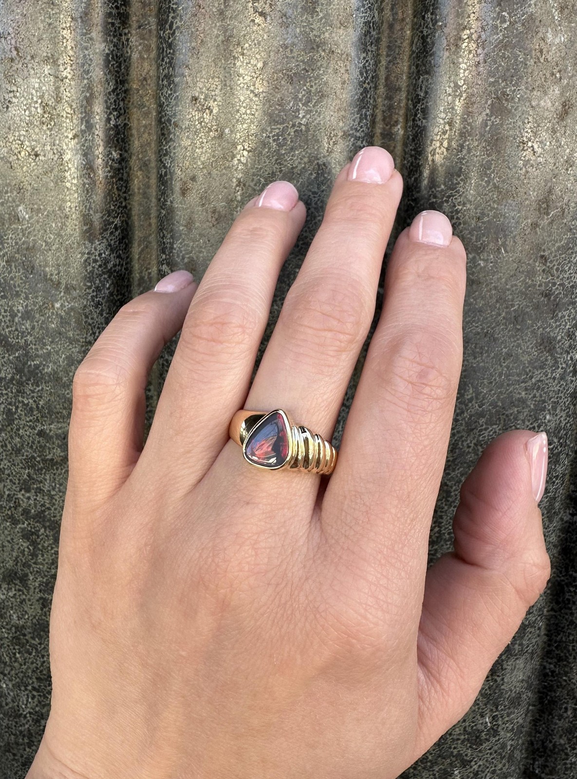 Solid 18k Yellow Gold Triangular Bezel Ammolite P… - image 8