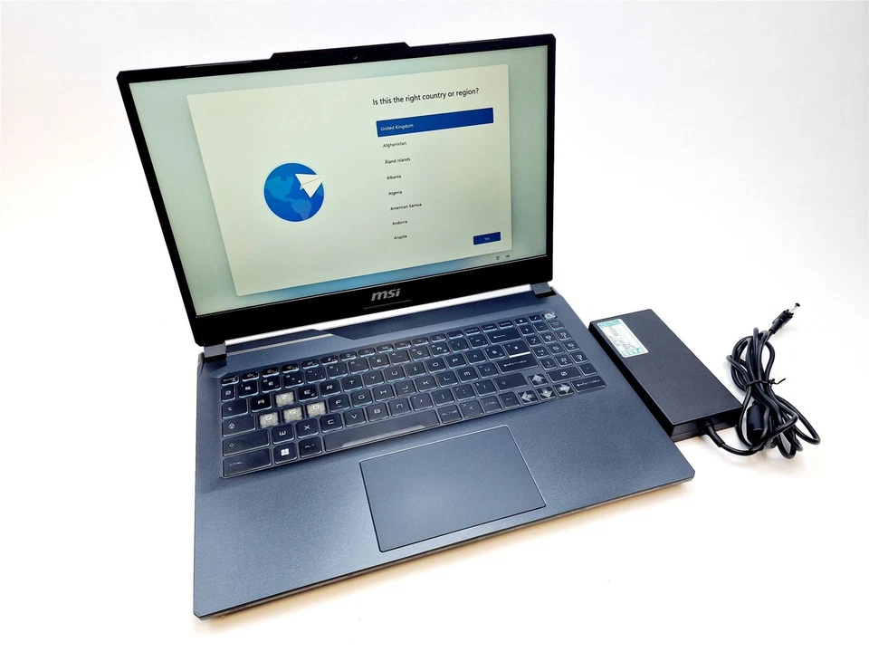 MSI Cyborg 15 A12VF Laptop Gaming Intel i5-12450H RTX 4060 512GB AZERTY Grado B - Immagine 2 di 4