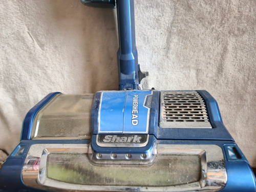 Shark AH450UKI 26 Upright Vacuum Cleaner Blue & Grey Bagless Corded Lightweight - Picture 3 of 9