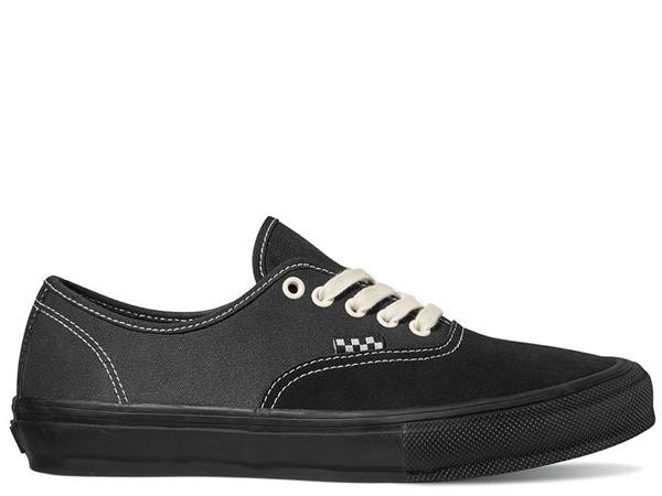 Кроссовки Vans Herrenschuhe VN0A5FC8BLK SKATE AUTENTIC Schwarz 11190₽