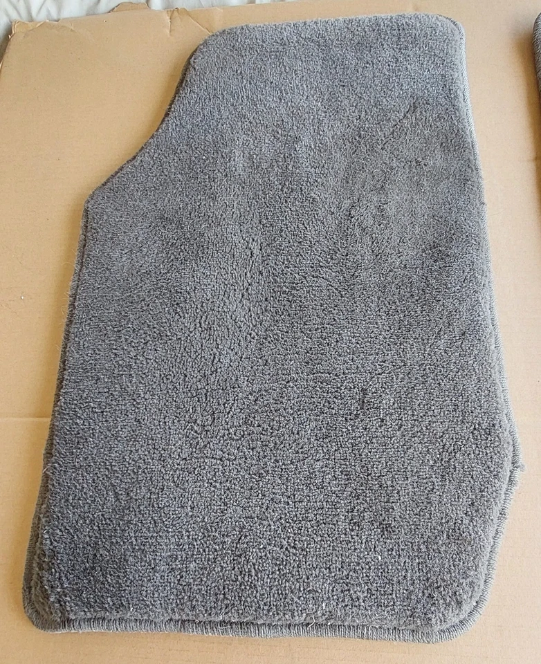 1991 Toyota 4runner Grey Floor Mats Set of 4 Front & Rear Thick Carpet - Image 2 of 4