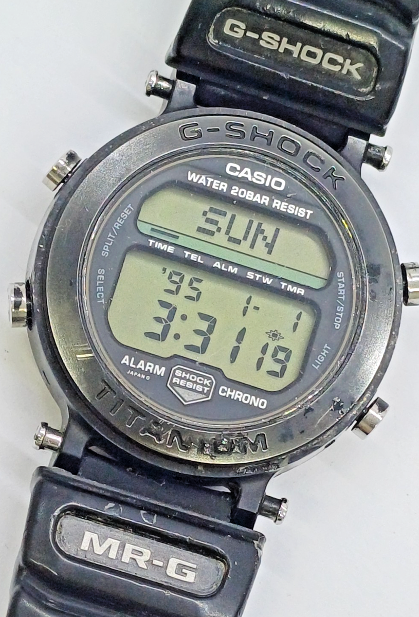 Vintage Casio G-shock Mr-g Mrg-1 Titanium Screwback 1556 Black