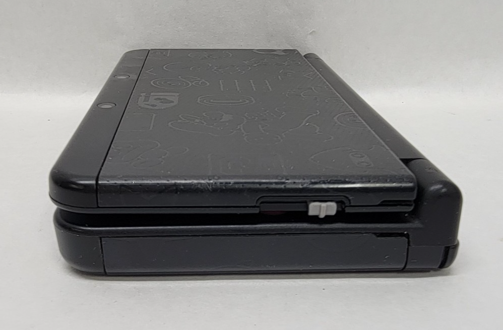Nintendo 3DS Super Mario Black Edition w/ Charge Cord, SD Card
