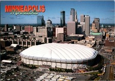 Continental Postcard- Hubert H Humphrey Metrodome- Minneapolis, Minnesota CE3