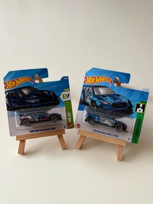 HOT WHEELS Ford Mustang Mach-E 1400 Treasure Hunt Set of 2 Cars 2024-2026
