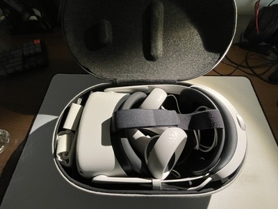 Open Box 128GB Meta Quest 2 + Elite Strap with Battery + Carrying Case