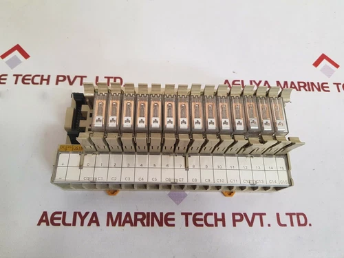 Omron g7tc-oc16 relay with g7t-1112s base