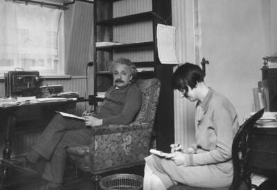 Albert Einstein dictating something to his secretar German 1930 Old Photo