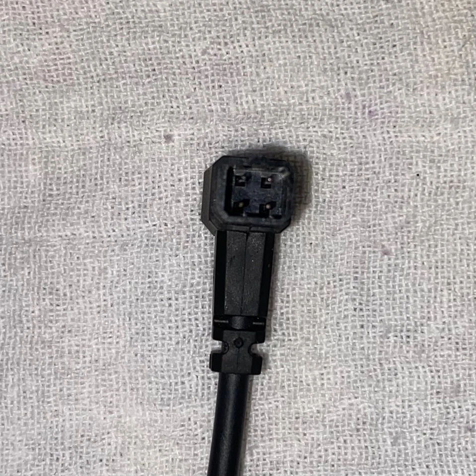 Bosch MegaPix LVF-5005C-S0940 Camera Lens 1/2.5'' , CS,9-40mm, 5MP, SR-Iris - Image 4 of 4