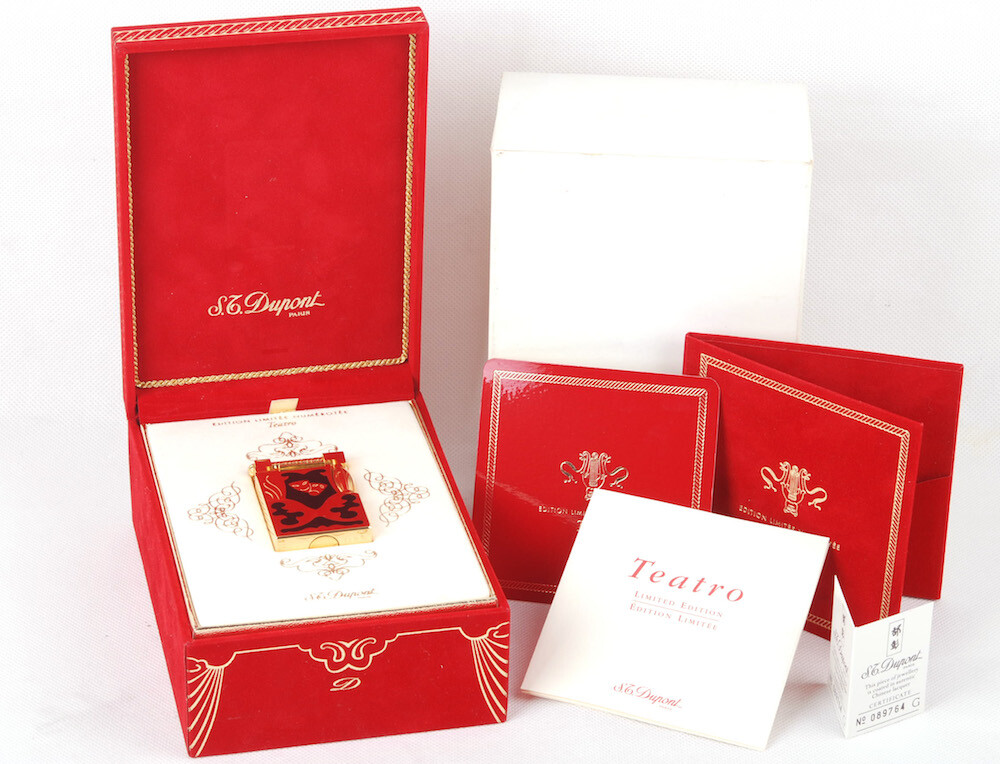S.T. Dupont Teatro 限定版ライター S.T. Dupont Limited Edition Teatro Hammer Lighter Red