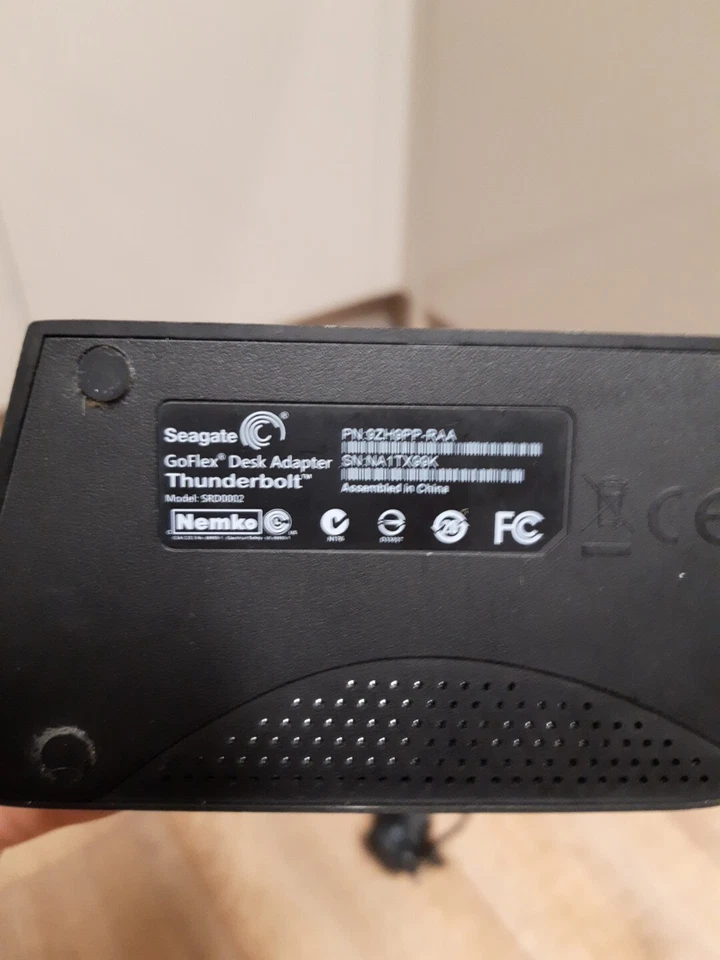 Seagate Goflex Desk Adapter Thunderbolt Model SRD0002 - Image 4 of 4