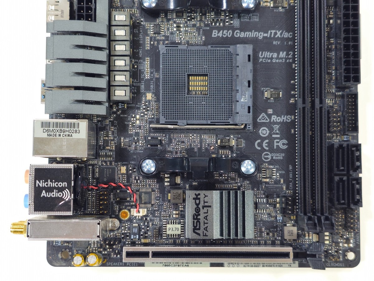 ASRock Fatal1ty B450 GAMING-ITX/AC AMD B450 Mini ITX DDR4 AM4
