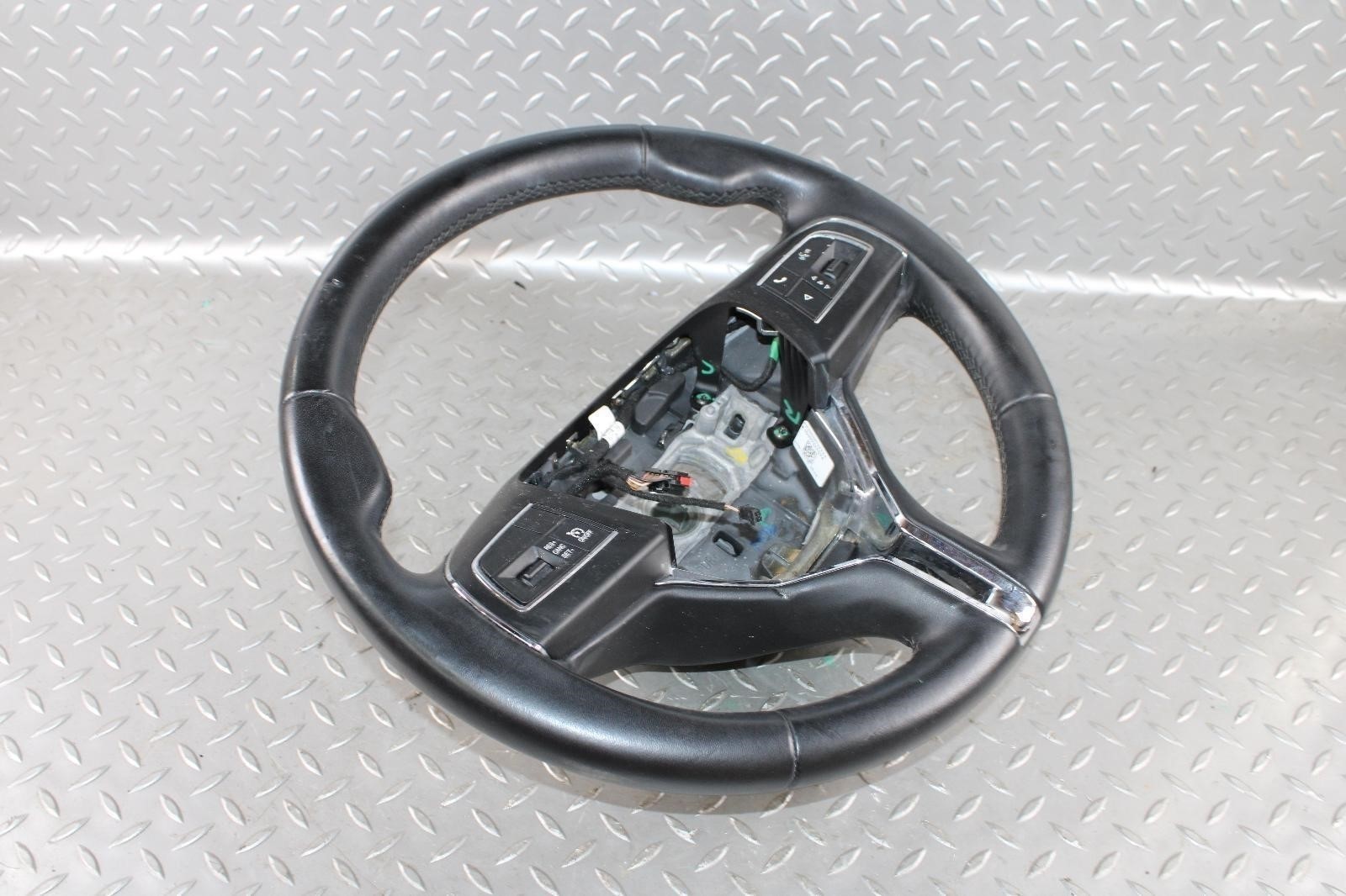 Maserati Ghibli 2014-2017 Steering wheel Chrome