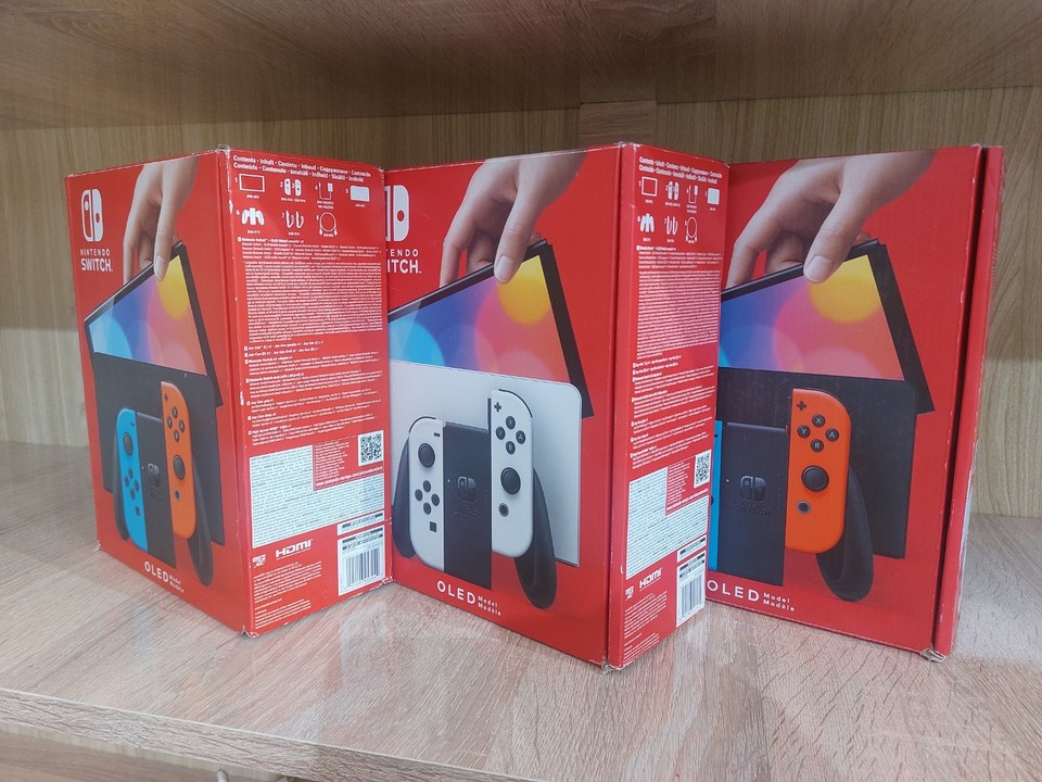 Nintendo Switch Modello OLED HEG-001 Console Portatile - 64GB - Bianco