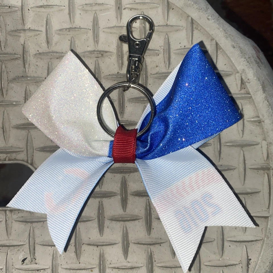 Chicago Cubs World Series 2016 Bow Keychain - Image 3 of 4