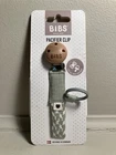 Mama And Papas Pacifier Clip Sage/Ivory