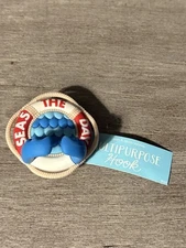 Bath & Body Works Multi-purpose Hook round floater tube with rope Seas The Day