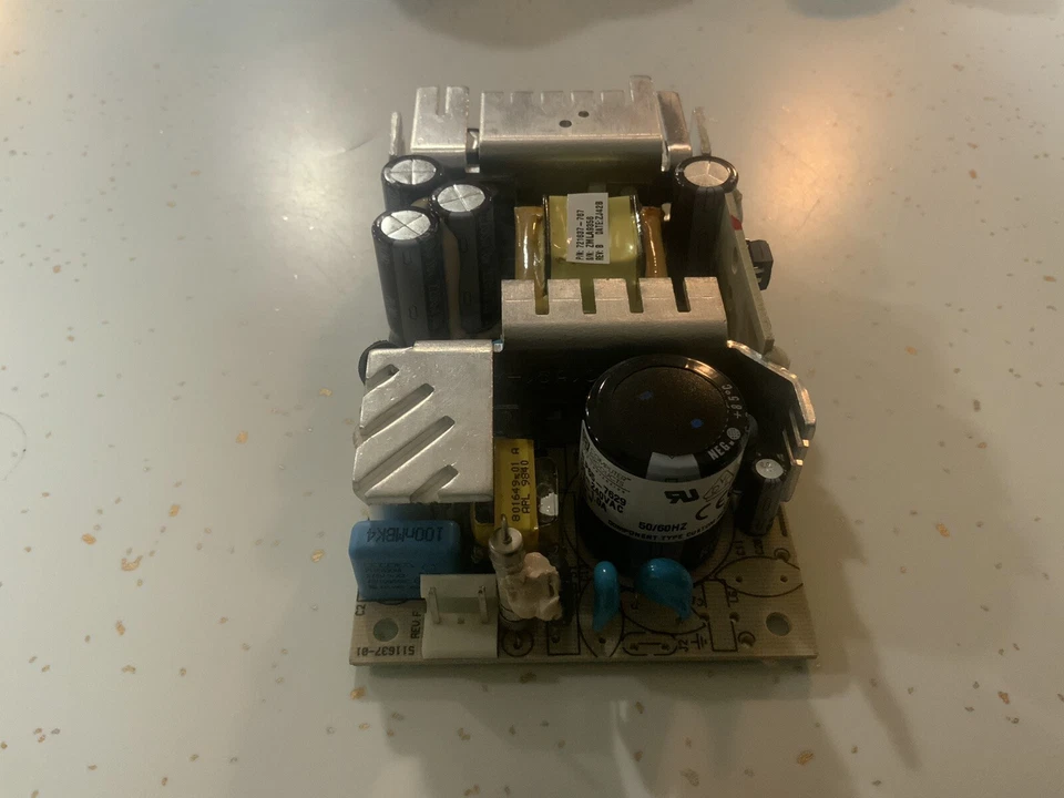 Artesyn Embedded power NLP65-7629 ac/dc converter 5v , 12v 65w - Image 3 of 4